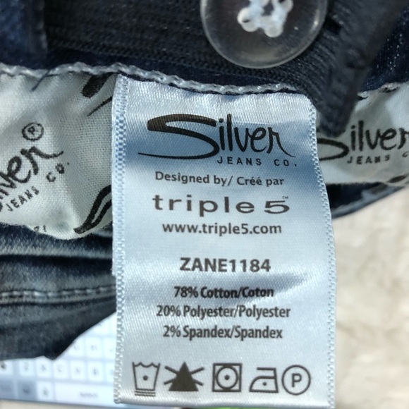 Girls Silver Jeans. 30/26. Has adjustable elastic band waist . - Picture 10 of 10